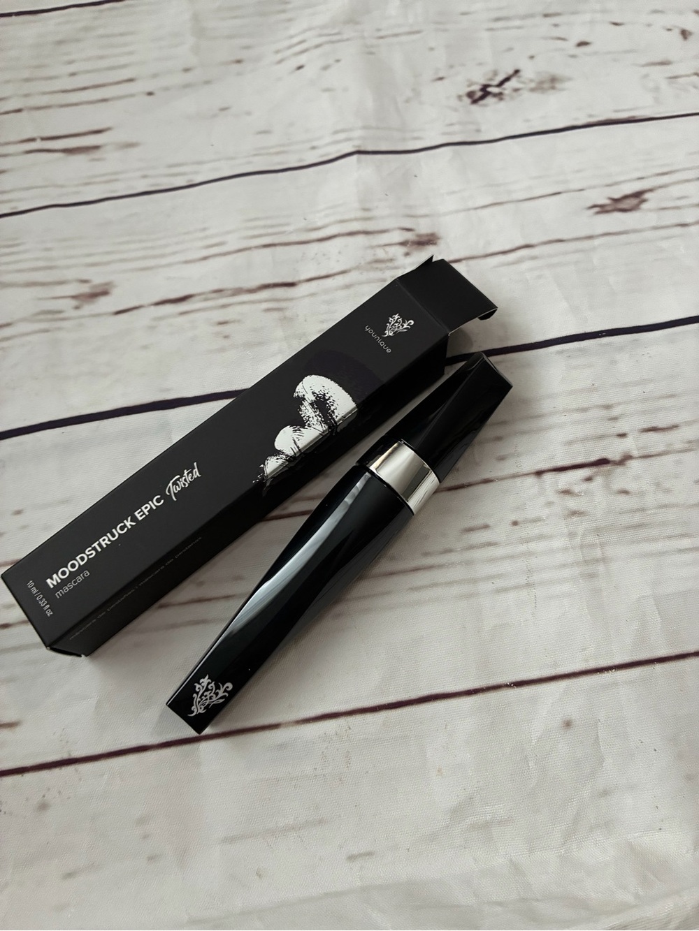 NWT Younique moonstruck epic twisted mascara